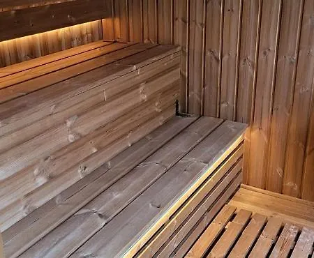 Sosnowy Szum Sauna 3 Wanny アパート *